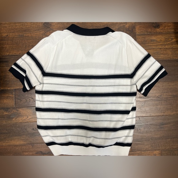 XL Banana Republic Knit V-Neck - Picture 3 of 4